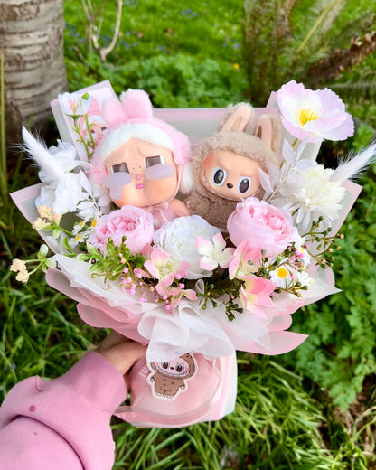 Blind Box Duo bouquet- Labubu & Cry Baby